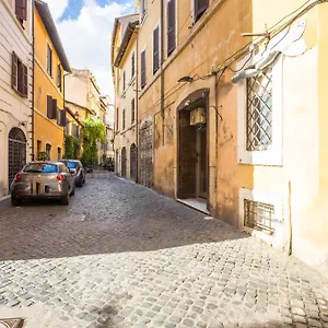 The Magic Hole Rome